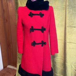 Fabulous vintage wool coat with faux fur trim